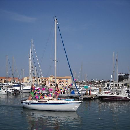 Jolis Studios Vue Sur Mer Port, Etangs Et Canaux Residence Rivercity Карнон Плаж Екстериор снимка
