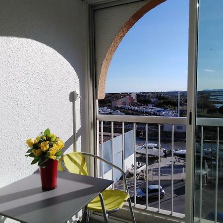 Jolis Studios Vue Sur Mer Port, Etangs Et Canaux Residence Rivercity Карнон Плаж Екстериор снимка