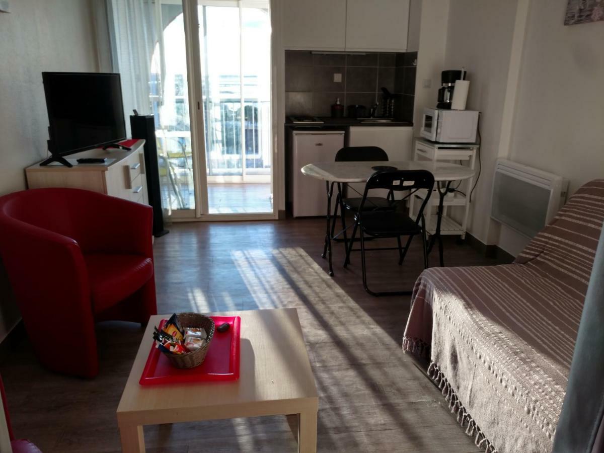 Jolis Studios Vue Sur Mer Port, Etangs Et Canaux Residence Rivercity Карнон Плаж Екстериор снимка