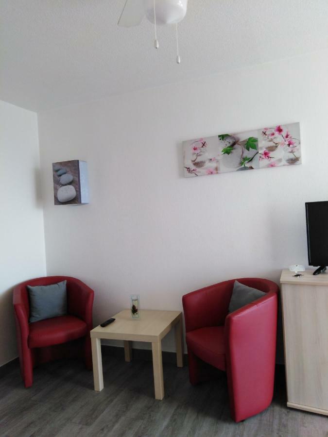 Jolis Studios Vue Sur Mer Port, Etangs Et Canaux Residence Rivercity Карнон Плаж Екстериор снимка