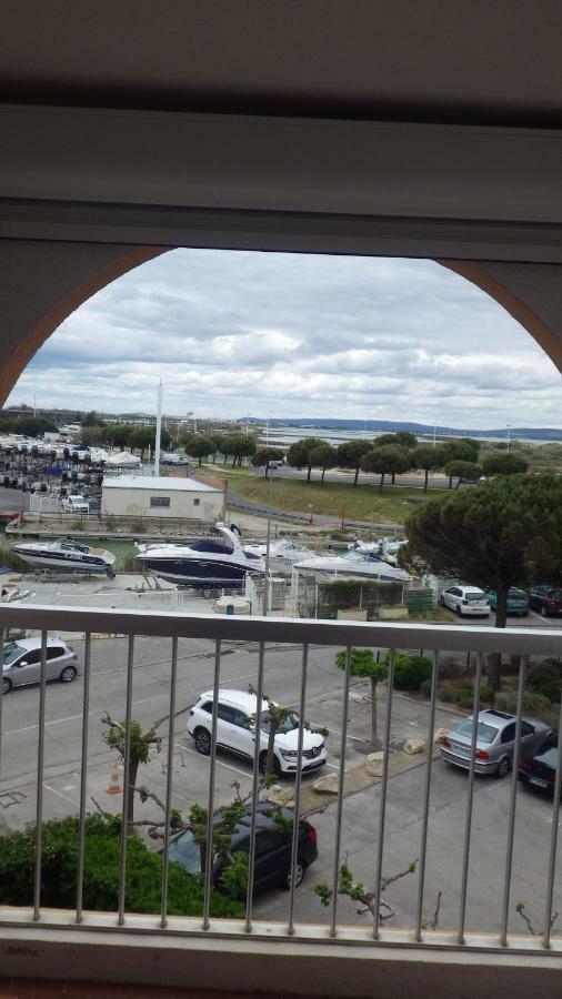 Jolis Studios Vue Sur Mer Port, Etangs Et Canaux Residence Rivercity Карнон Плаж Екстериор снимка