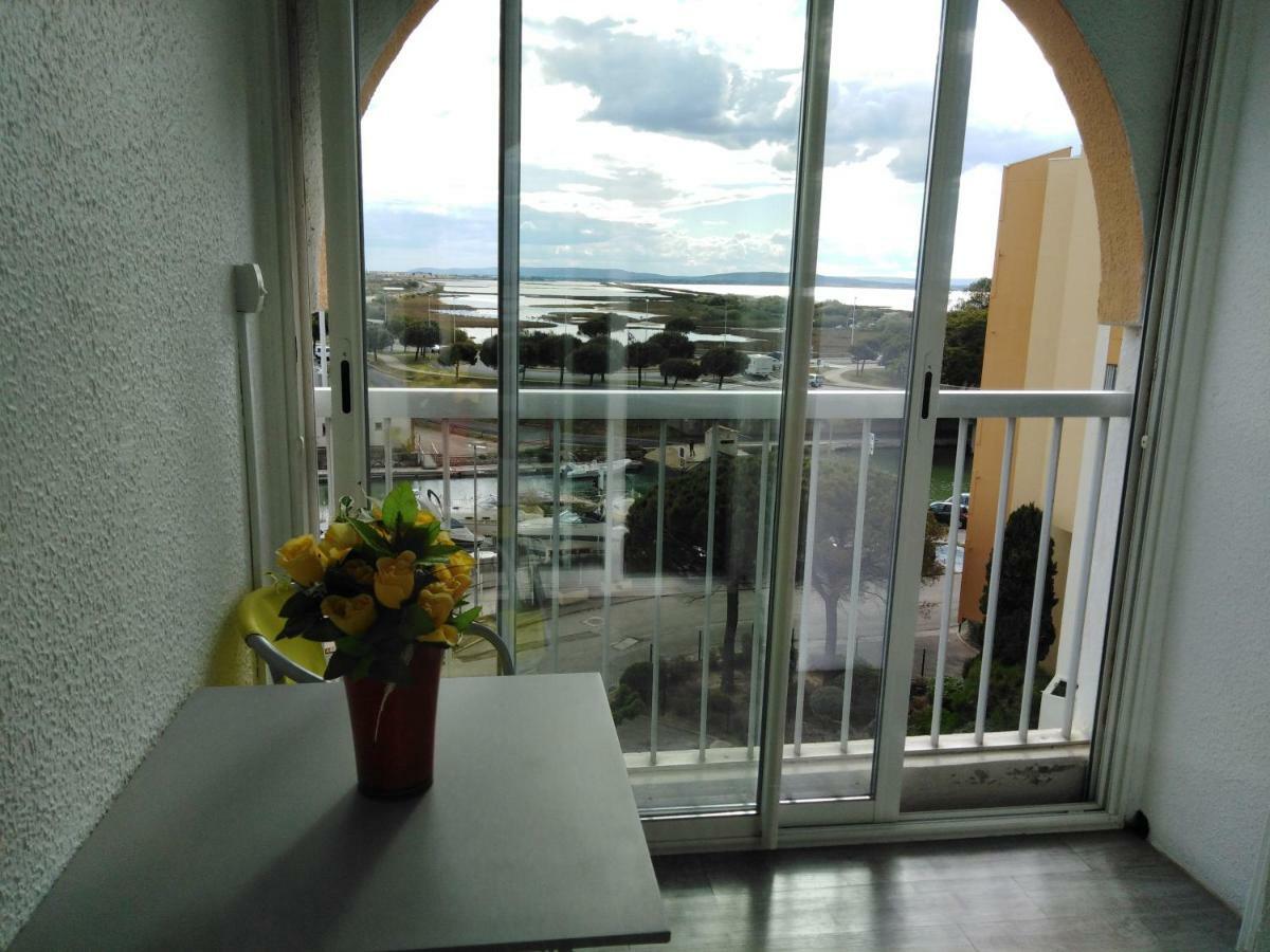 Jolis Studios Vue Sur Mer Port, Etangs Et Canaux Residence Rivercity Карнон Плаж Екстериор снимка