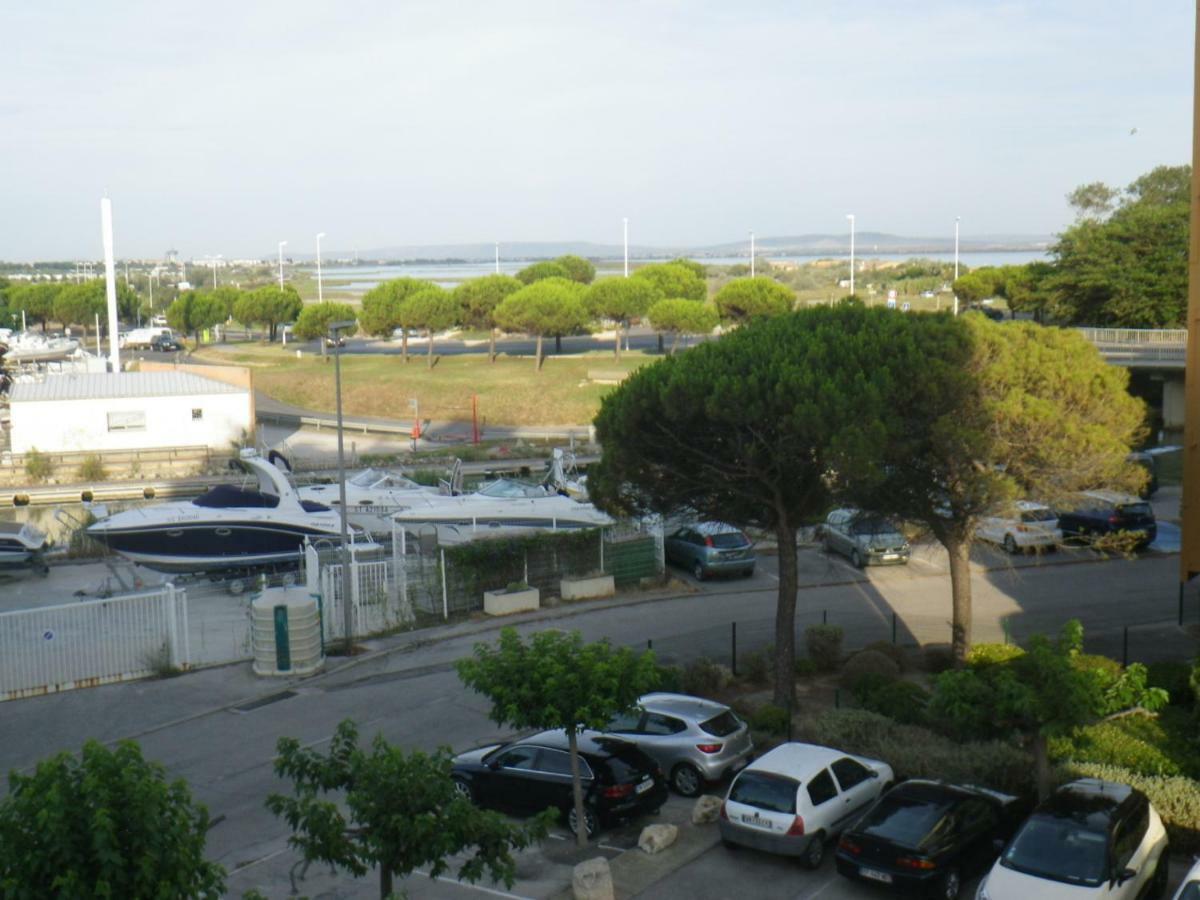 Jolis Studios Vue Sur Mer Port, Etangs Et Canaux Residence Rivercity Карнон Плаж Екстериор снимка